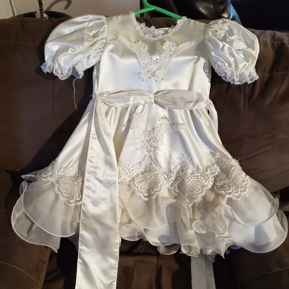 Little Girls Frilly Dress